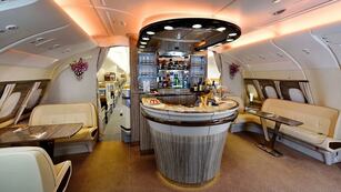 Cómo postularse para trabajar en una lujosa aerolínea internacional.