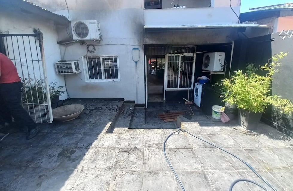 Incendio en un inquilinato de Posadas causado por cortocircuito de un televisor