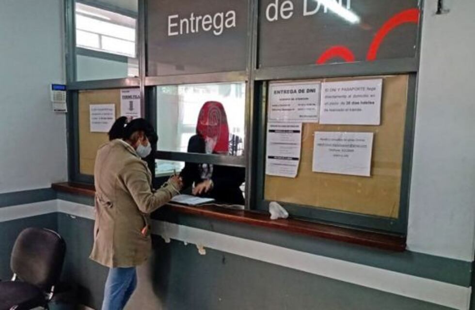 Hay cerca de 4200 documentos y 100 pasaportes sin retirar en el Registro Civil de Salta