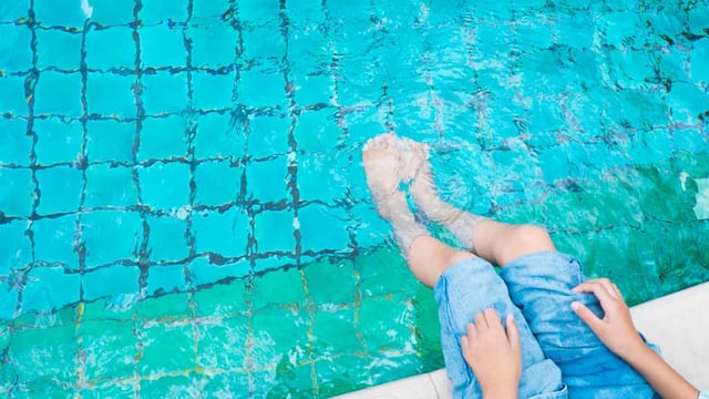 El bicarbonato de sodio es el aliado económico para lograr agua clara y limpia en la pileta durante el verano.