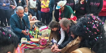 El mes de agosto es tiempo que marca un cambio de ciclo en la espiritualidad de los pueblos originarios. En Jujuy se vive con particular intensidad la celebración a la Madre Tierra.