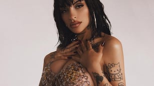 Cazzu posó embarazada para Playboy y causó controversia con su sesión de fotos