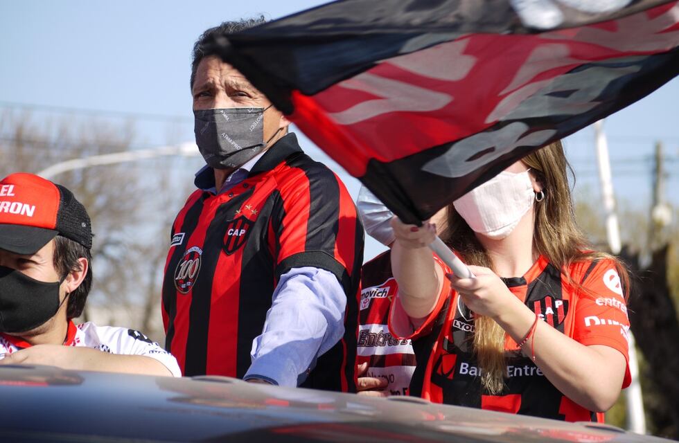 Elecciones en Patronato: la lista de Oscar Lenzi protagonizó su caravana de cierre