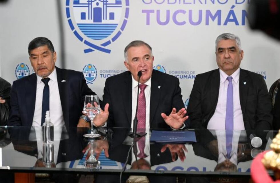 Jaldo: “Tucumán está caminando” con obras que van del aeropuerto a la represa