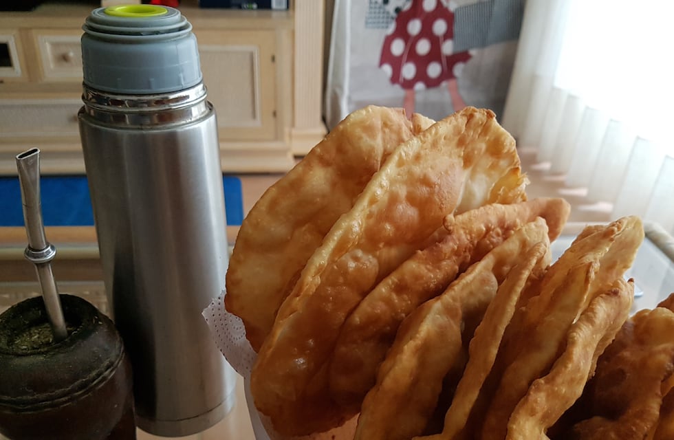 ¿Dulces o saladas?: deleitate en una tarde de lluvia haciendo esta receta económica de tortas fritas