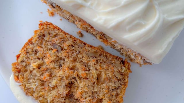 Cómo hacer una carrot cake versión saludable sin gluten: receta súper fácil y sin ensuciar mucho