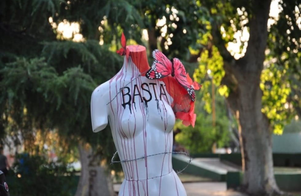 Le mordió el hombro a su pareja porque le recriminó sus infidelidades