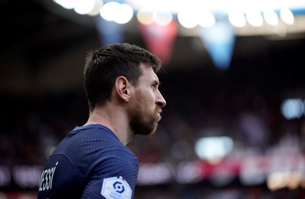 Un gesto de desprecio del PSG con Lionel Messi enojó a los fanáticos en las redes sociales
