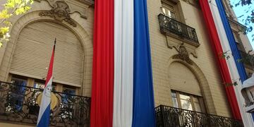 Malvinas: se otorgó un reconocimiento y homenaje al pueblo paraguayo por su apoyo al reclamo argentino