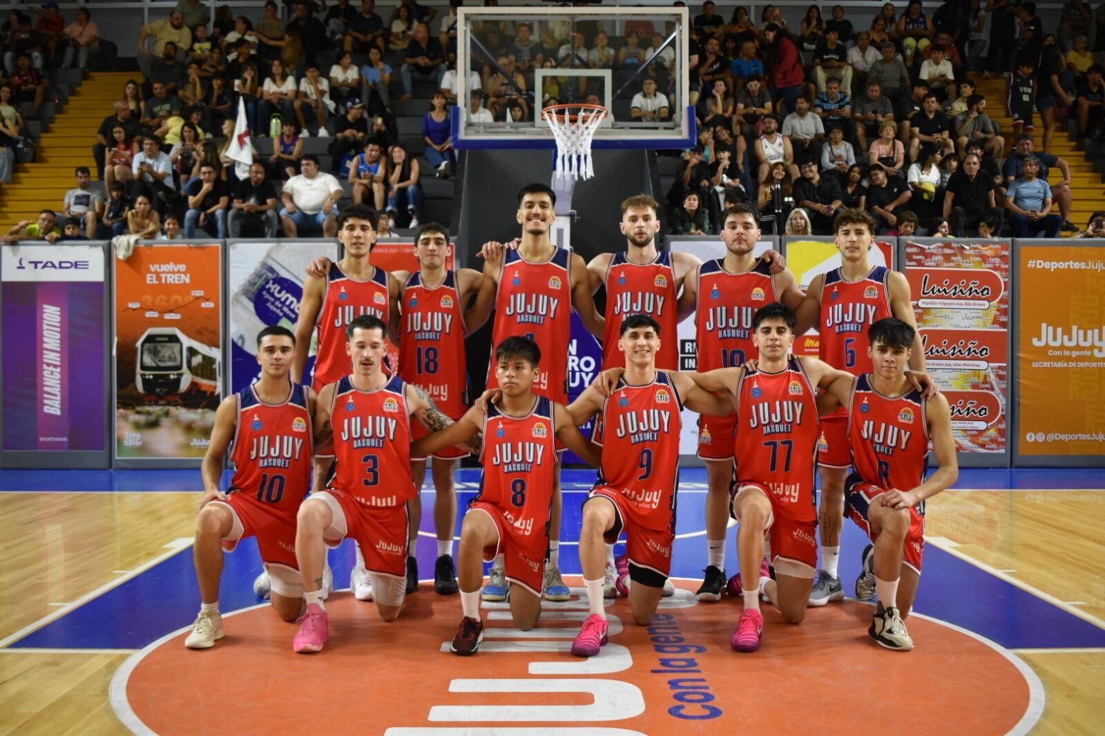 Tras la dura derrota en su primera presentación en casa, el equipo de Guillermo Tasso buscará recuperarse en el clásico contra Salta Basket, este lunes.