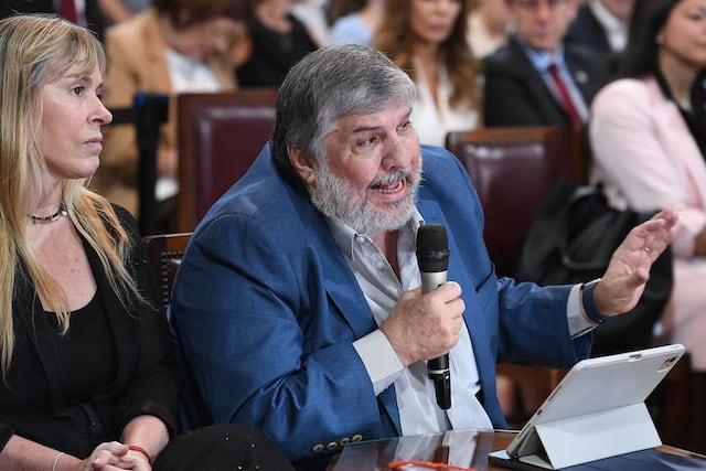 “Hacen lo que se les canta las pelotas”: el cruce entre Bullrich y Mayans en el debate por la reforma laboral. (Fotos: Mario Mosca/Comunicación Senado)