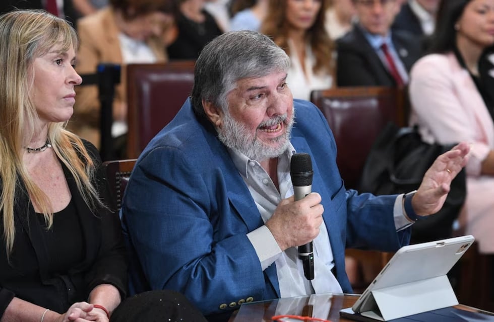El debate de la reforma laboral arrancó con polémica: “Hacen lo que se les canta las pelotas”