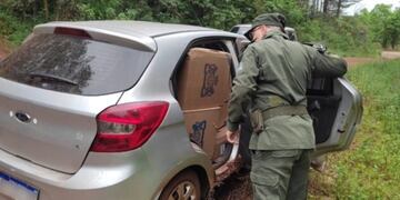 Secuestran contrabando de cigarrillos ilegales en Puerto Piray.