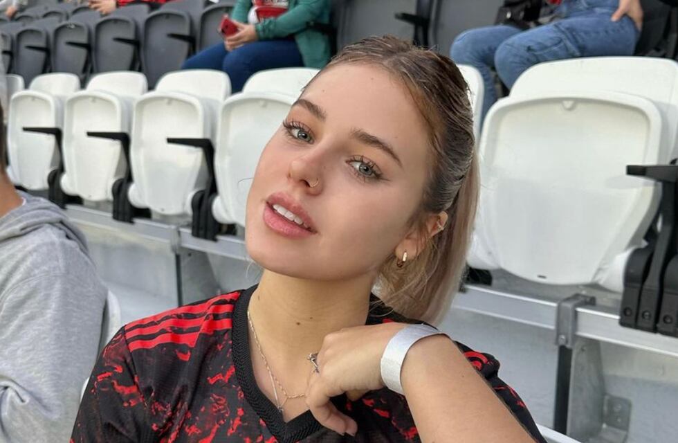 Coti Romero revolucionó las redes con una particular merienda: chipa cuerito y ¿mate de leche?