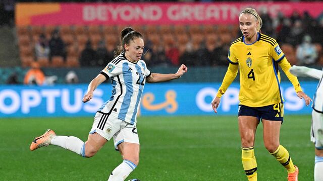 Estefanía Banini jugó su último partido con la camiseta de la selección argentina. Fue en la caída ante Suecia, que significó la eliminación albiceleste en el Mundial 2023. (AP)