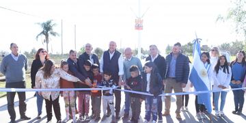 Perotti inauguró 6 km de pavimento entre Garibaldi y María Juana