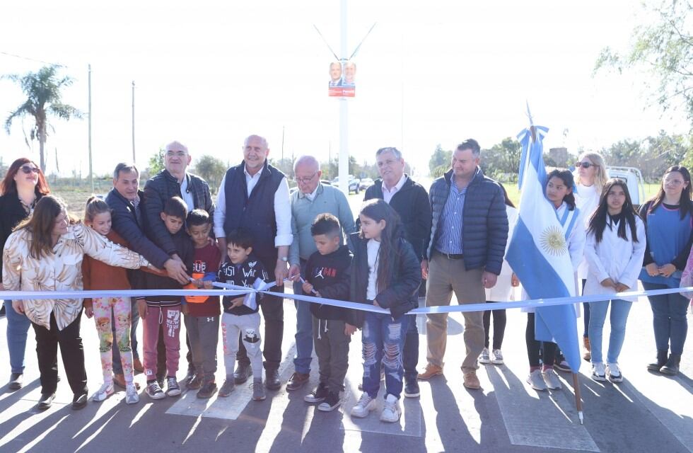En Garibaldi, Perotti inauguró un tramo de la ruta 48-S