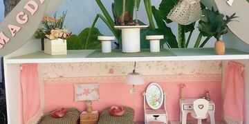 "Casitas que son amores" representa la amistad y el encanto por la decoración.