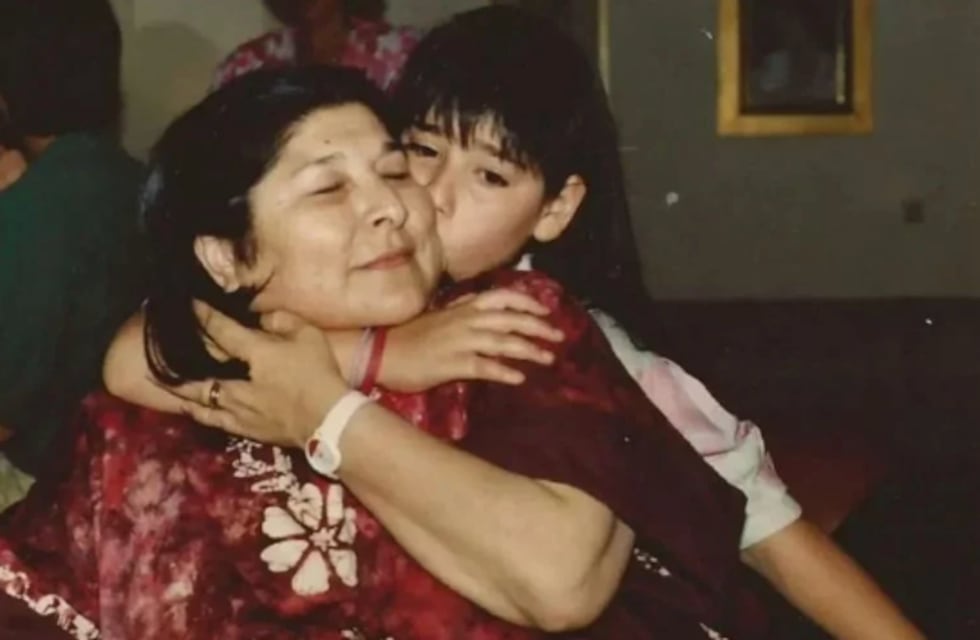 Así está Araceli, la nieta de Mercedes Sosa que lleva el folklore en la sangre