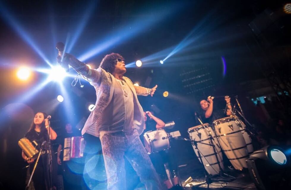 Suspendieron un show de La Mona Jiménez en el Sargento Cabral: los motivos