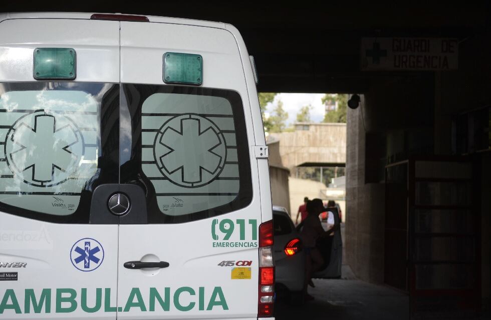 Fue embestido en Luján de Cuyo por un camión que se dio a la fuga: el hombre está en estado crítico