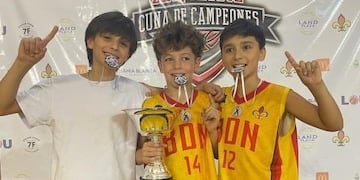 Manuel Montivero, Ramiro Maggi y Martiniano Quinteros avanzaron con Bahiense del Norte en la Liga Federal Formativa. (Foto: Punta Basquet).