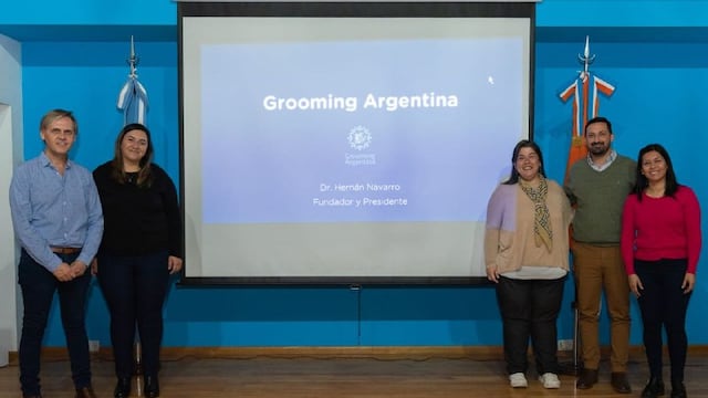 Participaron niños, niñas, adolescentes y adultos de nuestra ciudad. A través de estos encuentros se busca informar a la comunidad sobre los peligros que implican los ciberdelitos.