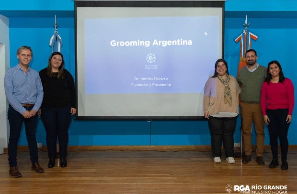 Capacitación sobre Grooming en Río Grande
