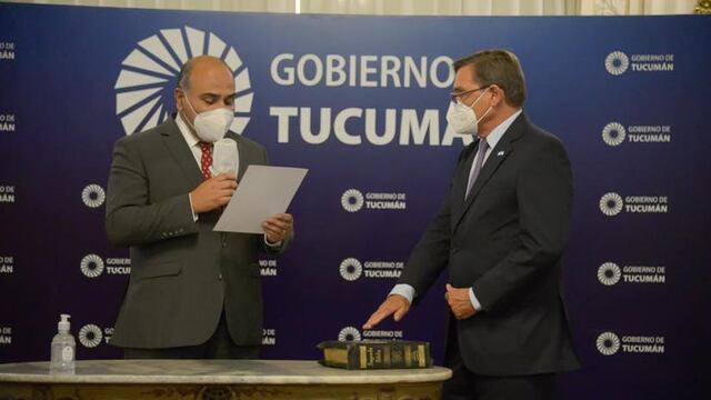 Juan Manzur le tomó juramento al nuevo ministro de Desarrollo Productivo.