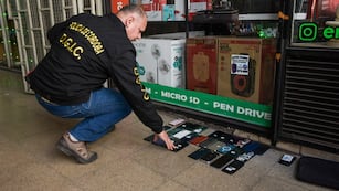 El pasado 26 de septiembre se realizaron allanamientos de la Policía en la Galería Norte y se secuestraron teléfonos robados. (Gobierno)
