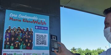 Con los códigos QR se podrá acceder al trabajo que realizó Cantapueblo en homenaje a María Elena Walsh. Gentileza MGC