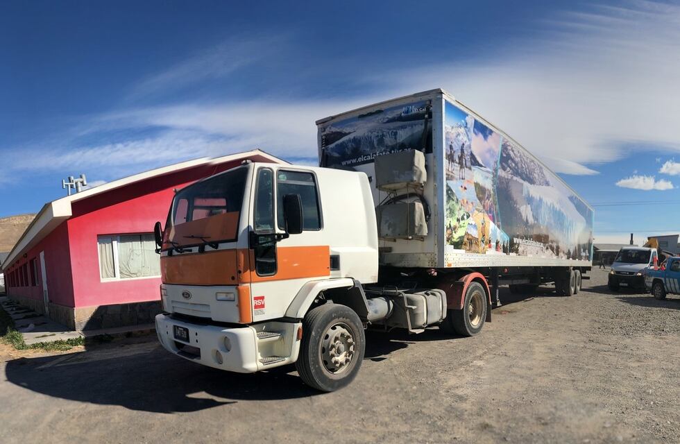 Incendios en Chubut: El Calafate envió agua, ropa y alimentos hacia la Comarca Andina