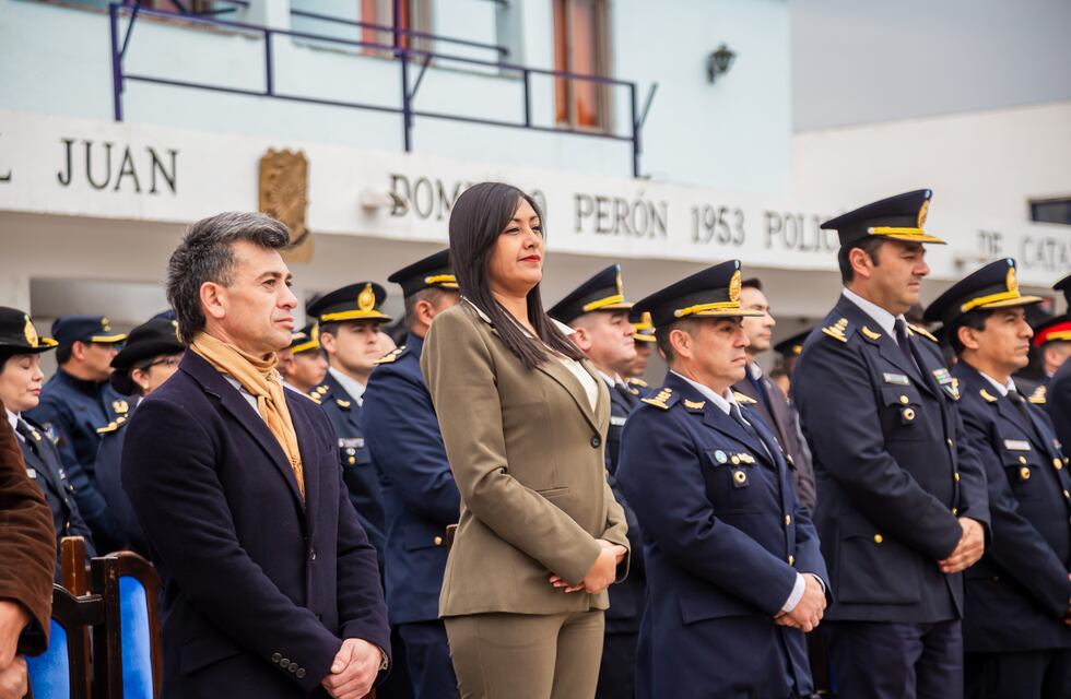 Homenaje a los 201 años de servicio de la Policía catamarqueña