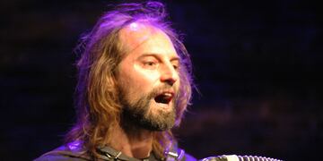 Chango Spasiuk le cantó una serenata a una correntina en el Garraham.