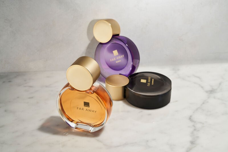 El perfume Far Away de Avon es uno de los más famosos de la marca.