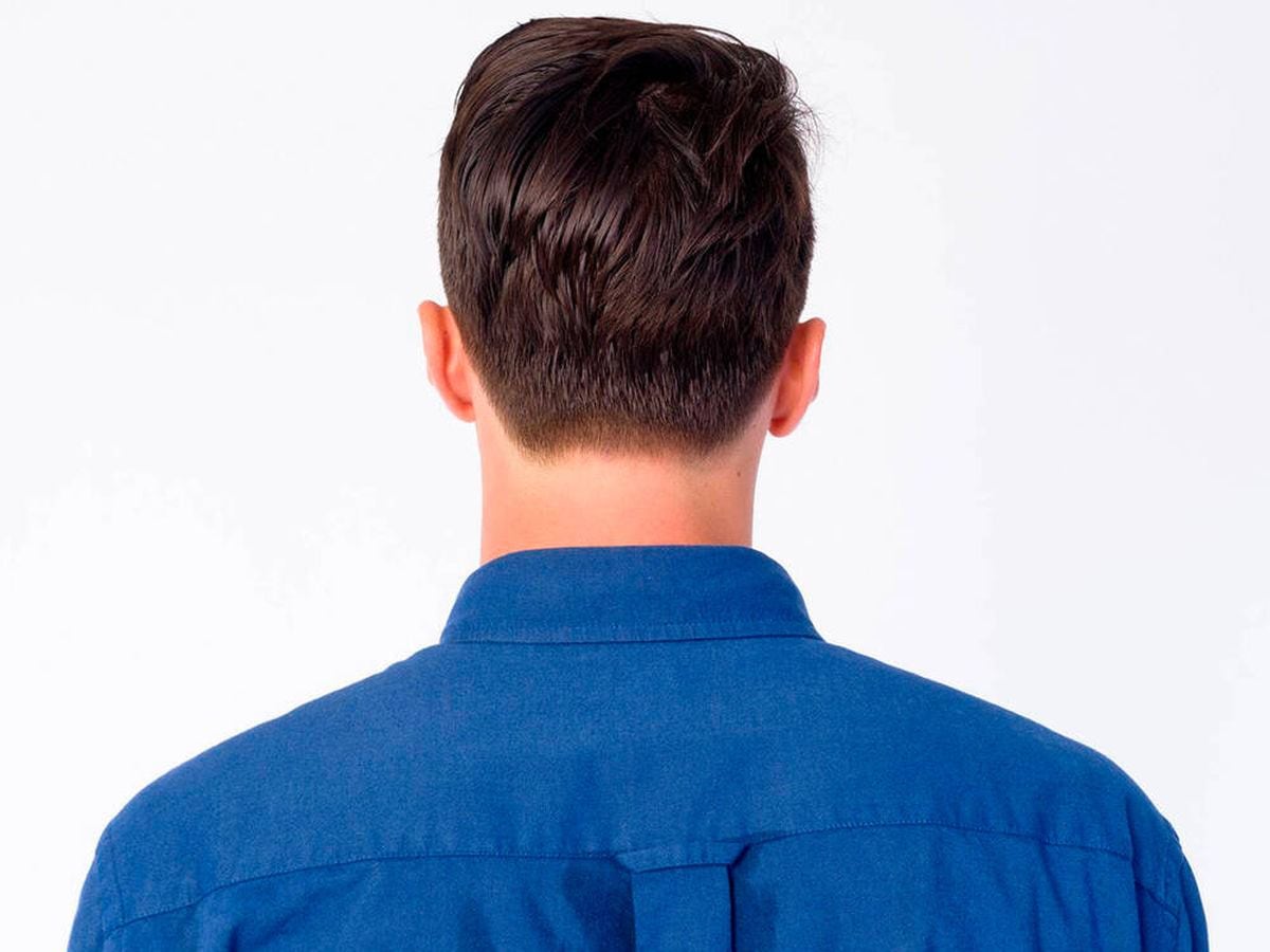 Para qué sirven los aros en la parte trasera de las camisas