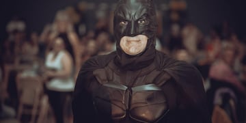 El Batman Solidario de La Plata se retiró, pero ya hay un sucesor en camino.