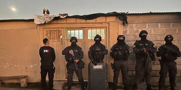 Allanamiento en donde dieron con el sospechoso de ser el menor asesino de Matías Barberán.