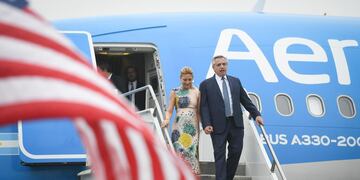 Alberto Fernández en Estados Unidos, junto a Fabiola Yañez. (Gobierno Nacional).