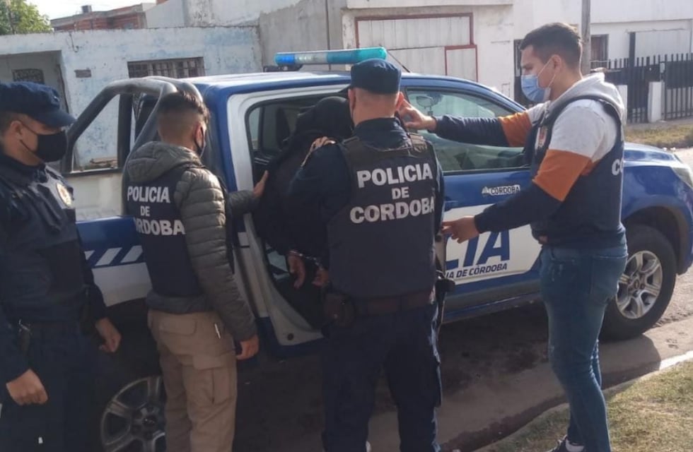 Córdoba: detuvieron a seis personas por presuntas estafas con casas prefabricadas