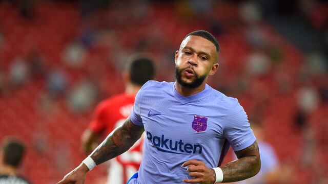 Memphis Depay anotó un gol con Barcelona y festejó a lo Lionel Messi.