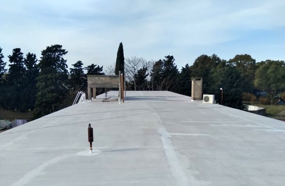 Reparación en los techos de la Escuela N°22