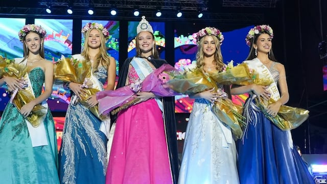La Fiesta Nacional de los Estudiantes que se celebra en Jujuy coronó este viernes a la pampeana Martina Rauschenberger como su nueva representante por el año 2024.