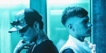 C.R.O y Dani Ribba en "Normal"