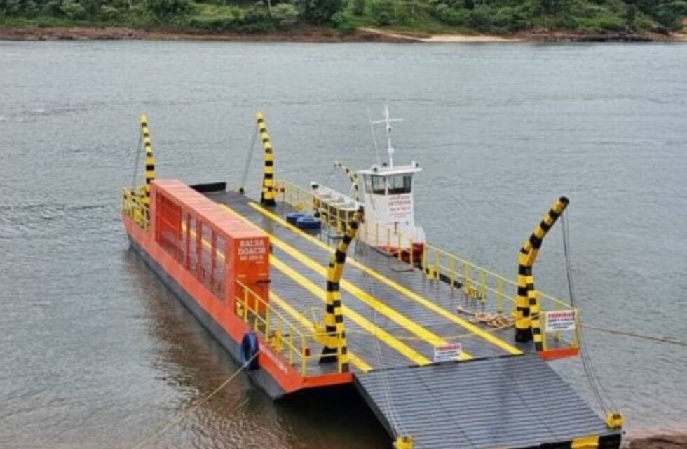 Retorna el servicio de balsa entre Eldorado-Mayor Otaño