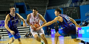 Martín Cuello, el goleador de Instituto en la visita a Mar del Plata. (Demian Schleider / Prensa Peñarol)