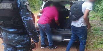 El inmigrante habría ingresado al país tras cruzar en canoa desde Brasil.