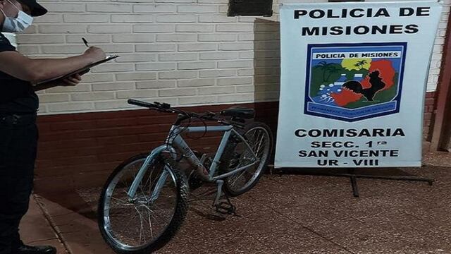 Recuperan una bicicleta robada en San Vicente.