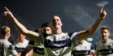 Los goles fueron de Domínguez, Morales y Contin para el "Lobo".