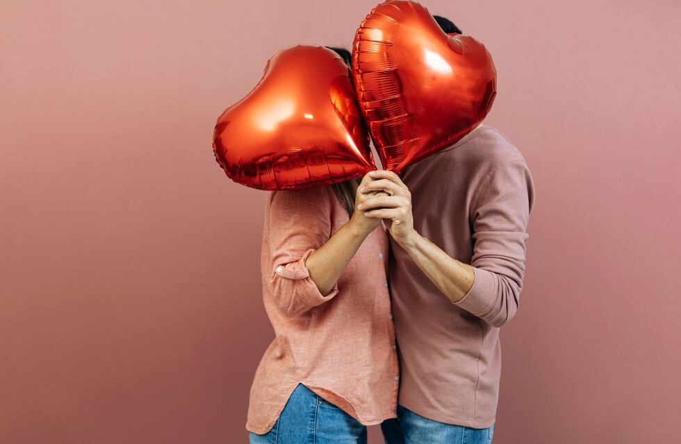 Cómo es proyecto San Valentín, el invento furor para pedirle a alguien que sea tu cita este 14 de febrero